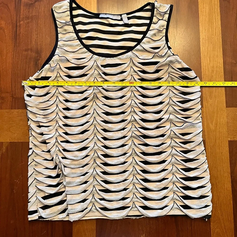 NY Collection Scalloped Sleeveless Top Size XL